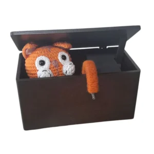 Caja Sorpresa, Caja Boba, Useless Box, Caja Inutil - DAX